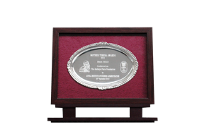 Akshaya Patra wins Best NGO at 14th Mother Teresa Award 2014